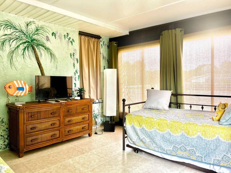 Heated Saltwater Pool Home Minutes To Beach Englewood Buitenkant foto